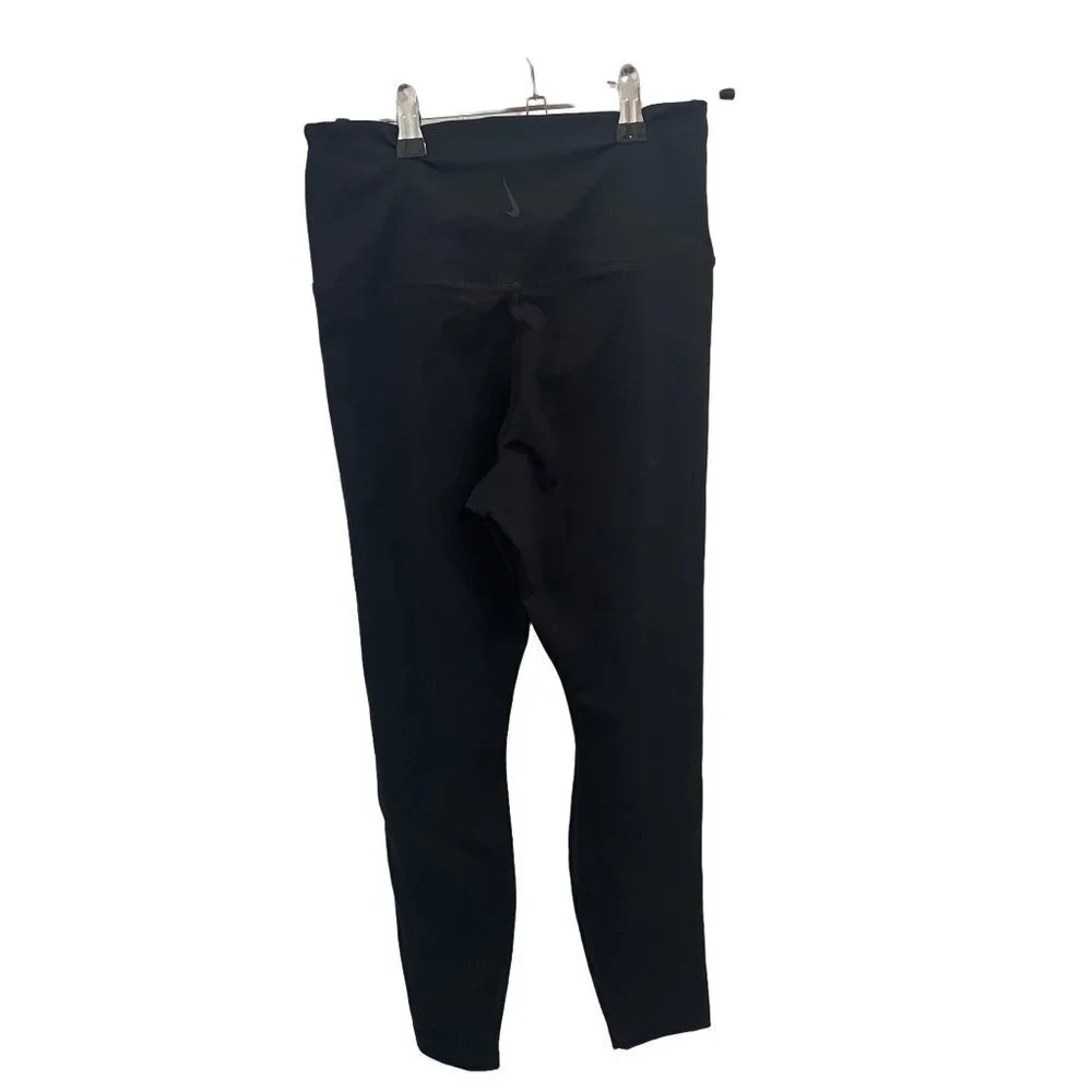 Nike Yoga leggings Dry Fit Size Med Black